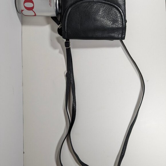 Osgoode Marley Genuine Leather Crossbody Bag Flap - Picture 4 of 12